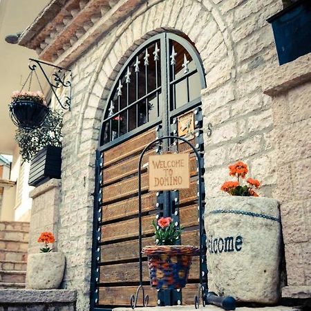 Hotel Domino Gjirokastra Zewnętrze zdjęcie
