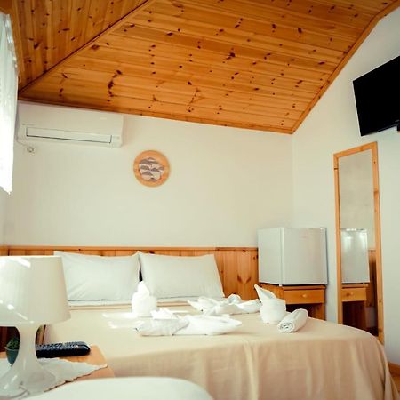 Hotel Domino Gjirokastra Zewnętrze zdjęcie