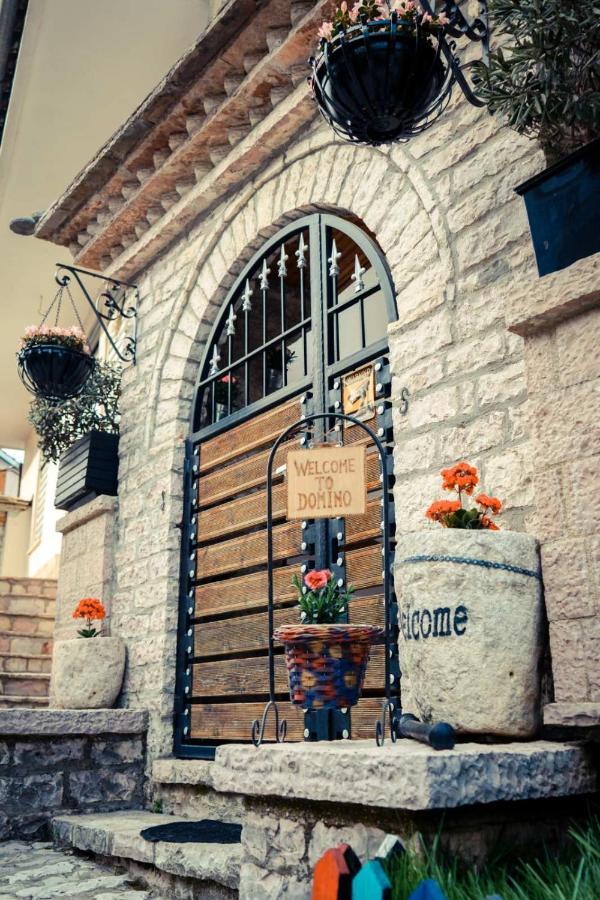 Hotel Domino Gjirokastra Zewnętrze zdjęcie