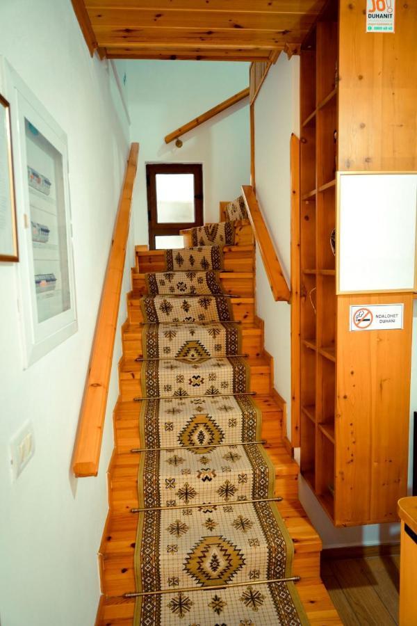 Hotel Domino Gjirokastra Zewnętrze zdjęcie