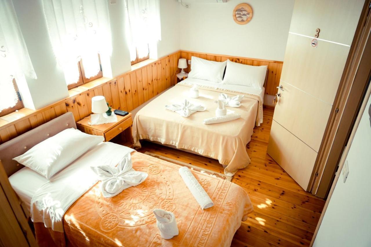 Hotel Domino Gjirokastra Zewnętrze zdjęcie