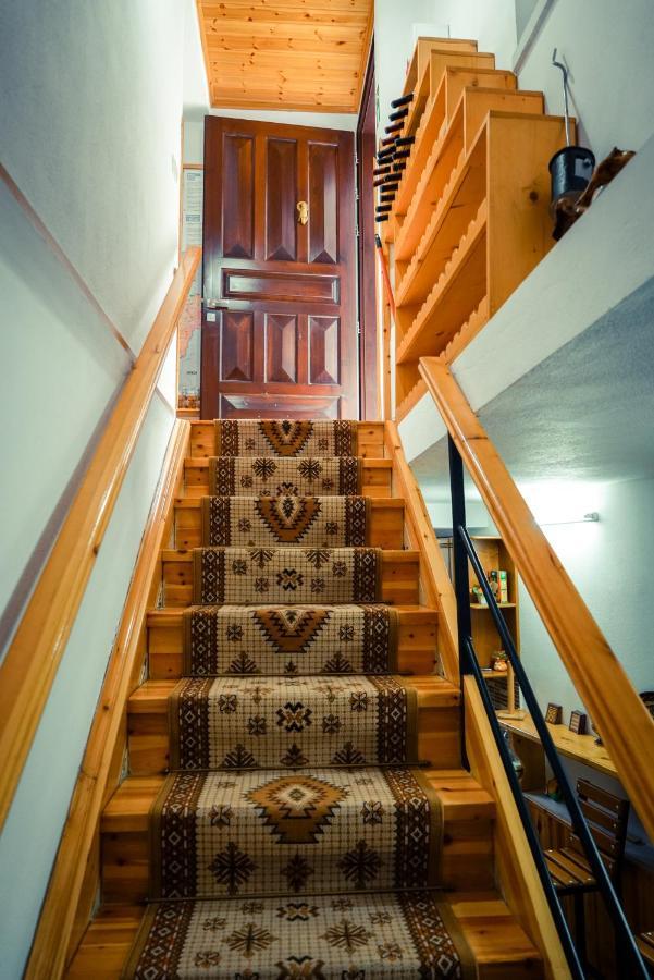 Hotel Domino Gjirokastra Zewnętrze zdjęcie