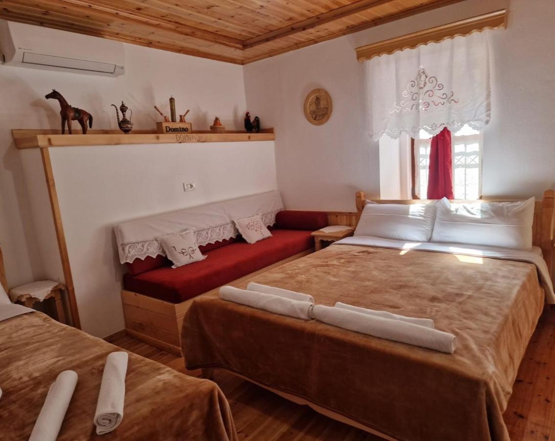 Hotel Domino Gjirokastra Zewnętrze zdjęcie