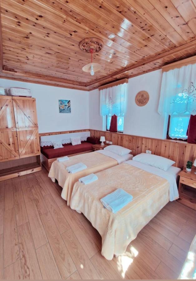 Hotel Domino Gjirokastra Zewnętrze zdjęcie