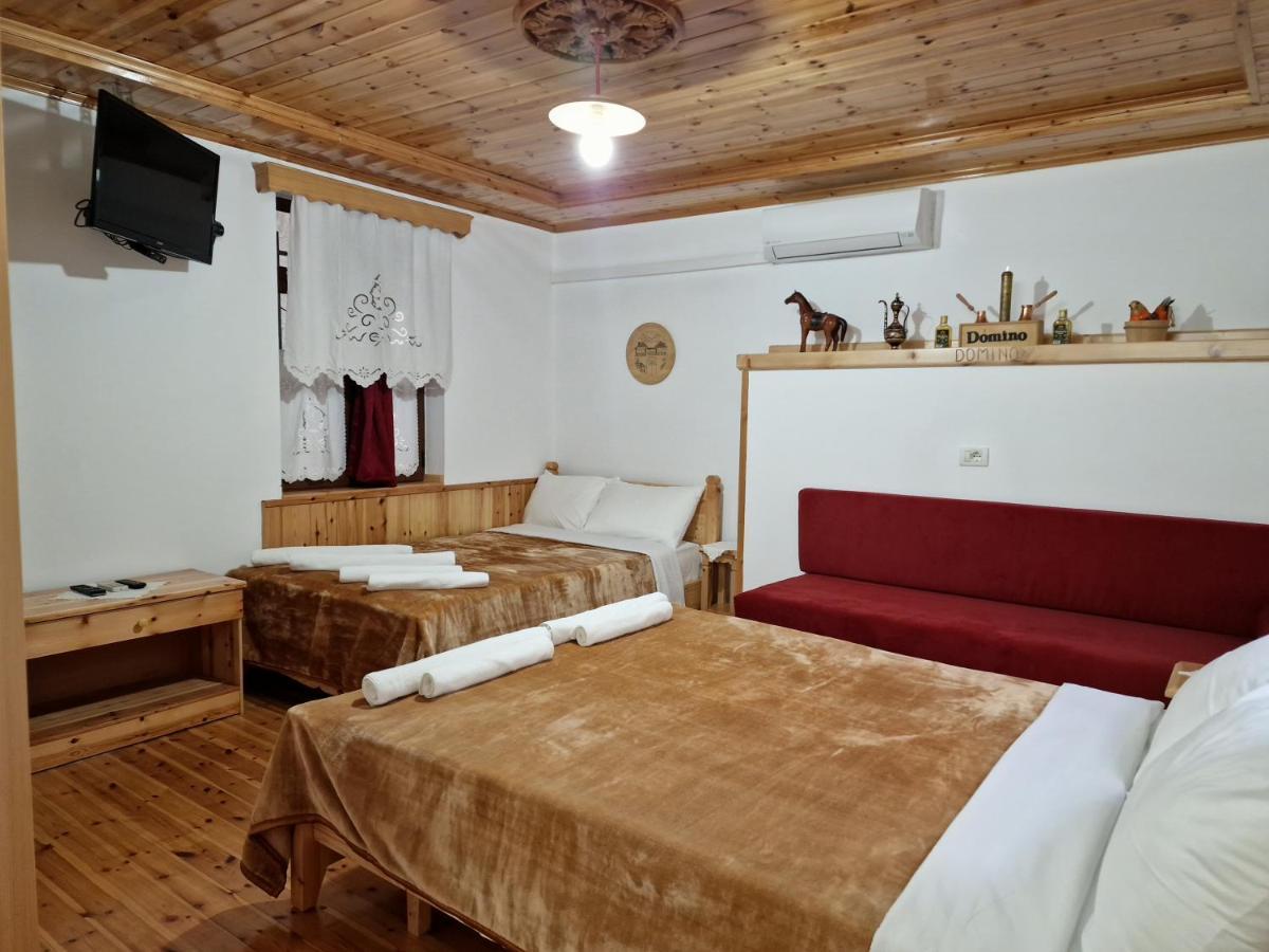 Hotel Domino Gjirokastra Zewnętrze zdjęcie