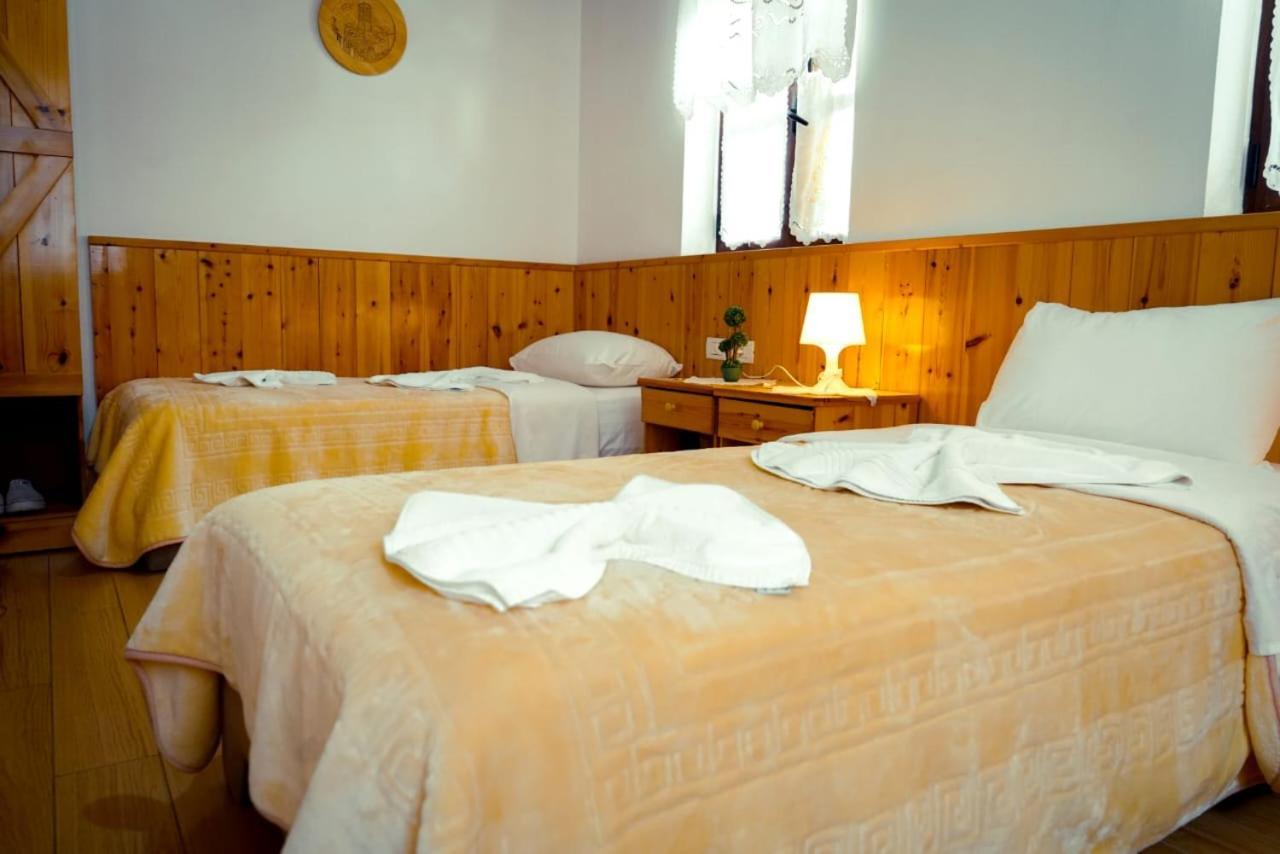 Hotel Domino Gjirokastra Zewnętrze zdjęcie