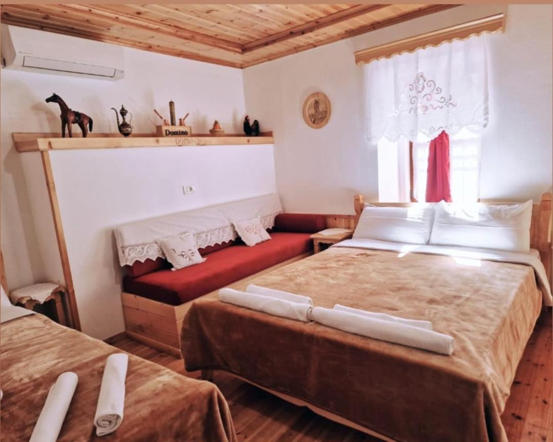 Hotel Domino Gjirokastra Zewnętrze zdjęcie