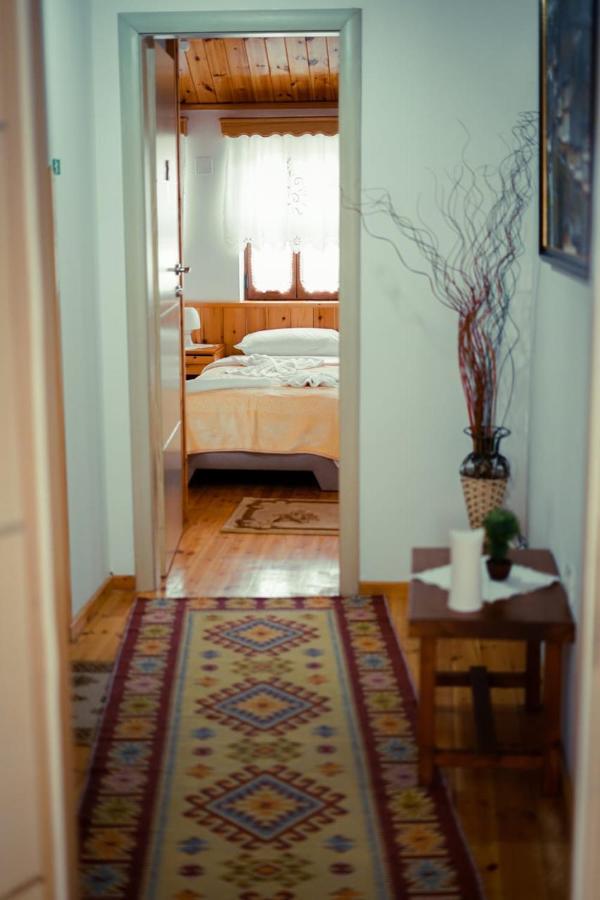 Hotel Domino Gjirokastra Zewnętrze zdjęcie