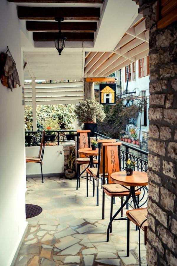 Hotel Domino Gjirokastra Zewnętrze zdjęcie