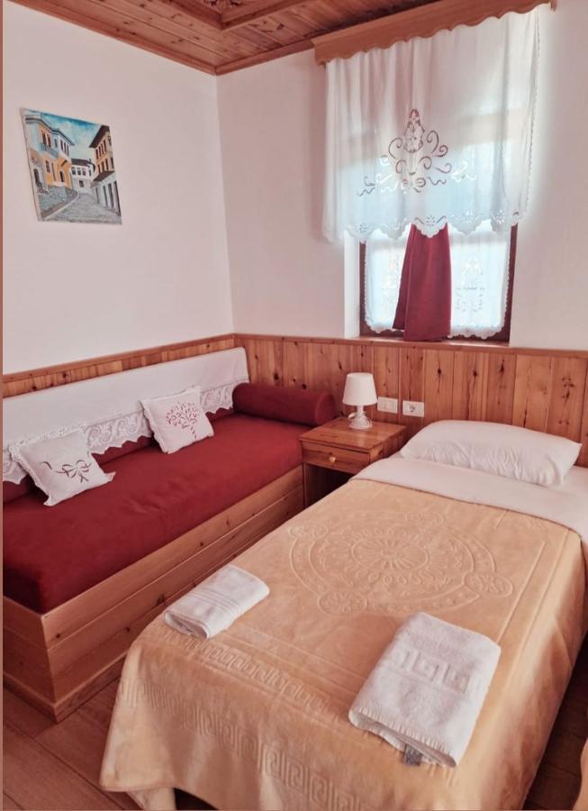 Hotel Domino Gjirokastra Zewnętrze zdjęcie